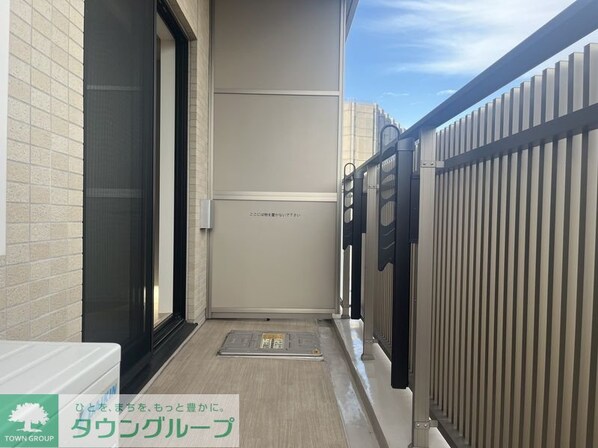 ONE ROOF RESIDENCE KIBA WESTの物件内観写真